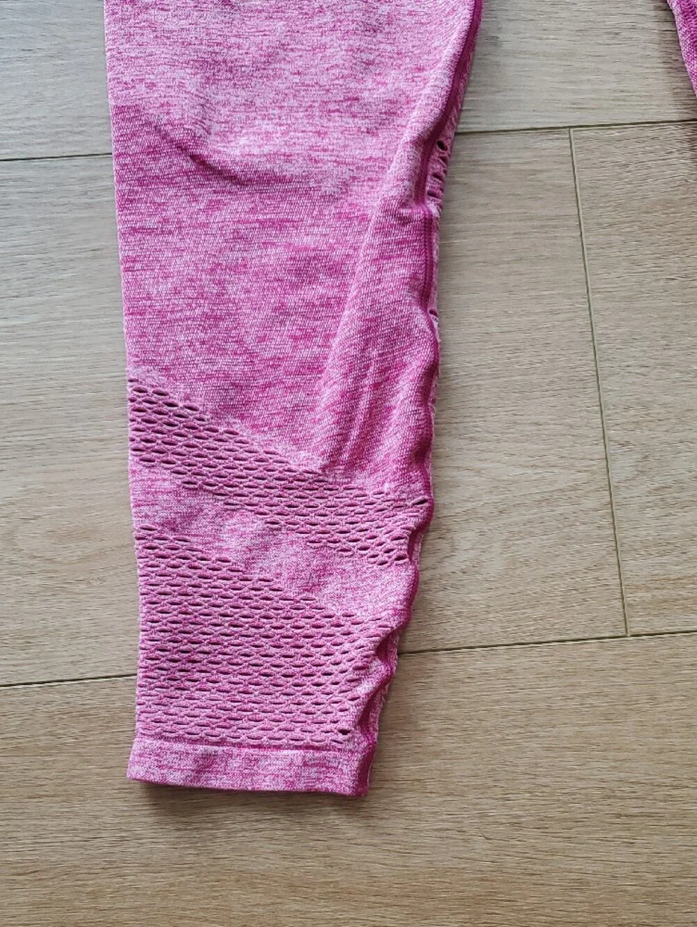 Victoria Secret Pink Seamless Active Leggings, Size Medium